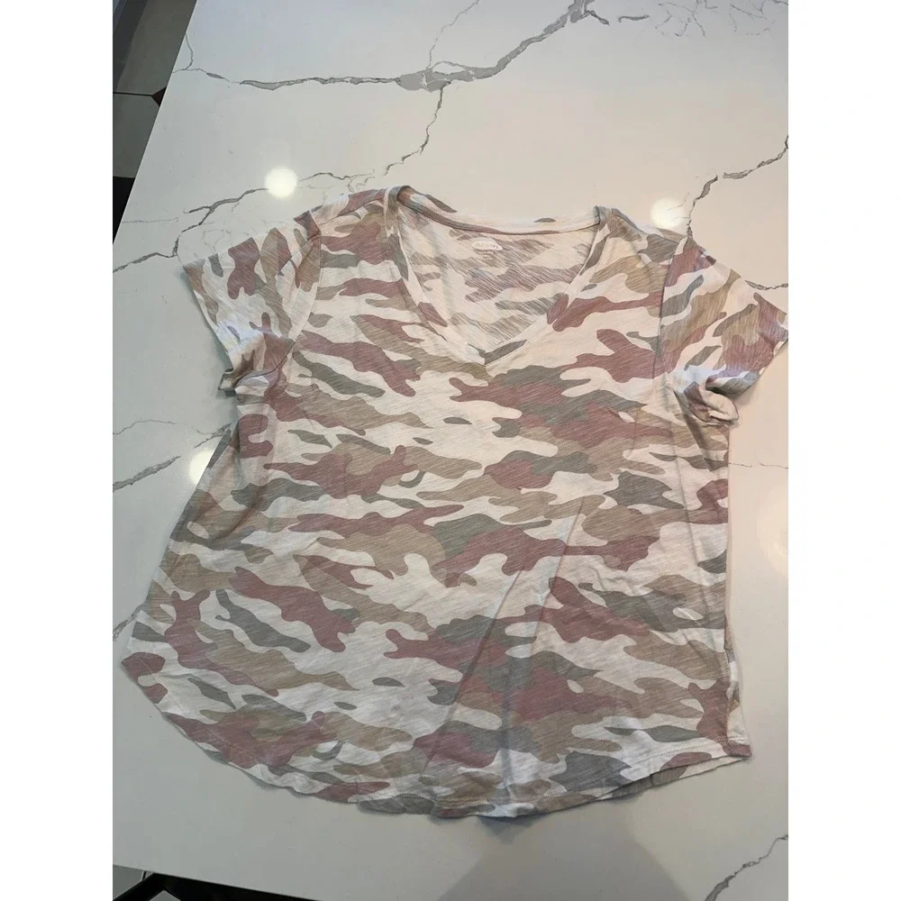 Womens Top Bundle Chances R Button Down Dept 222 Tank Old Navy Camo Tee Size M